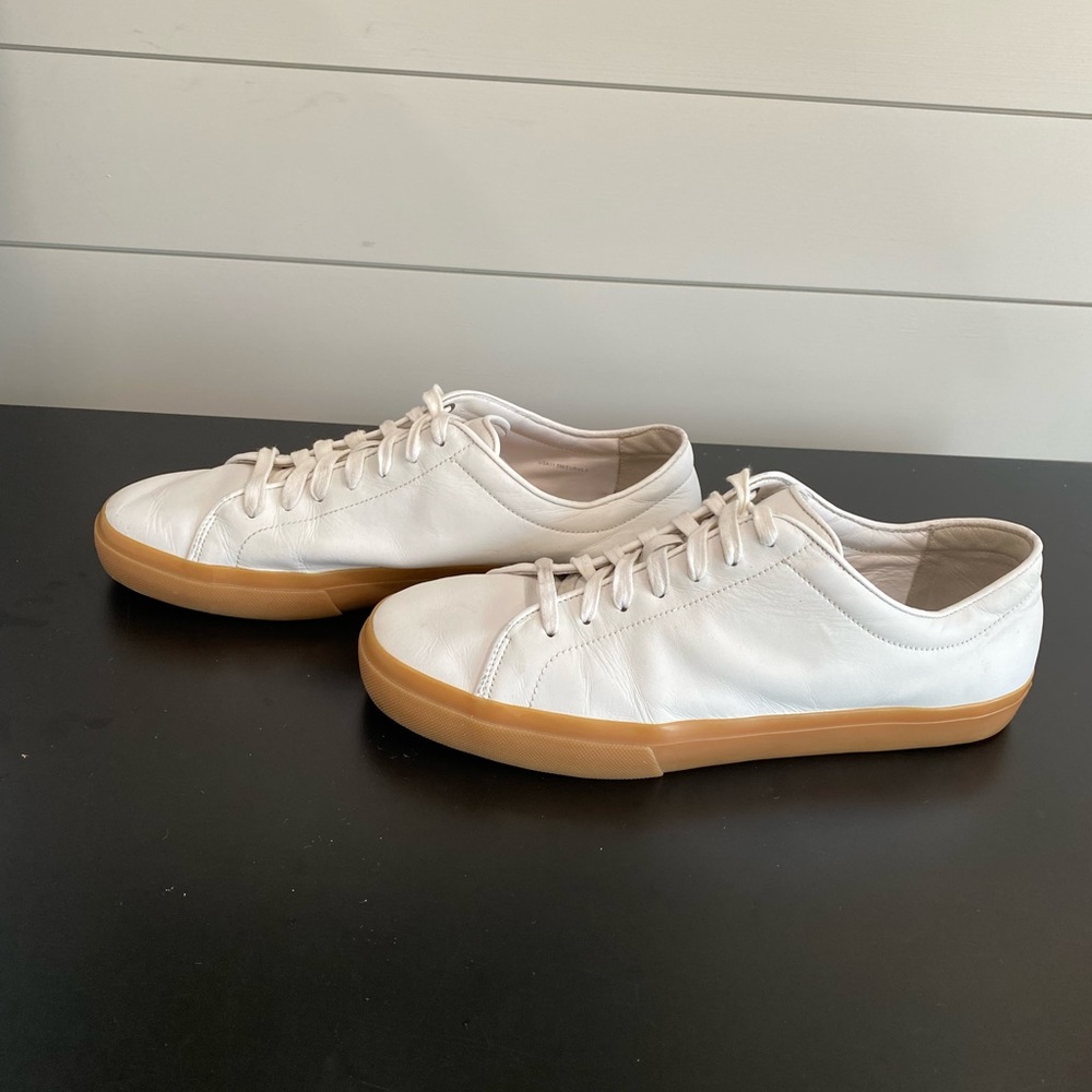Vince men’s Farrell white leather sneaker size 11.5M/EUR 45.5